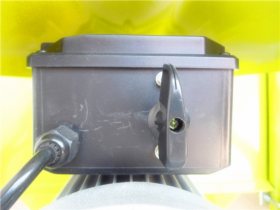 小型攪拌機(jī)控制開(kāi)關(guān)細(xì)節(jié)圖 小型攪拌機(jī)控制開(kāi)關(guān)細(xì)節(jié)圖