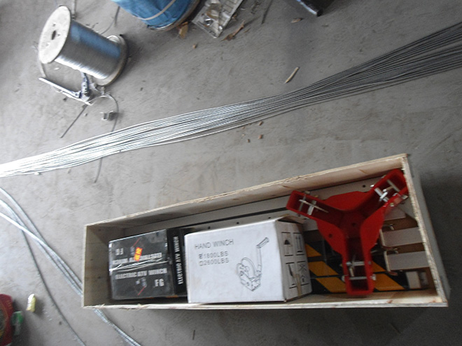 救援三腳架.jpg 救援三腳架.jpg